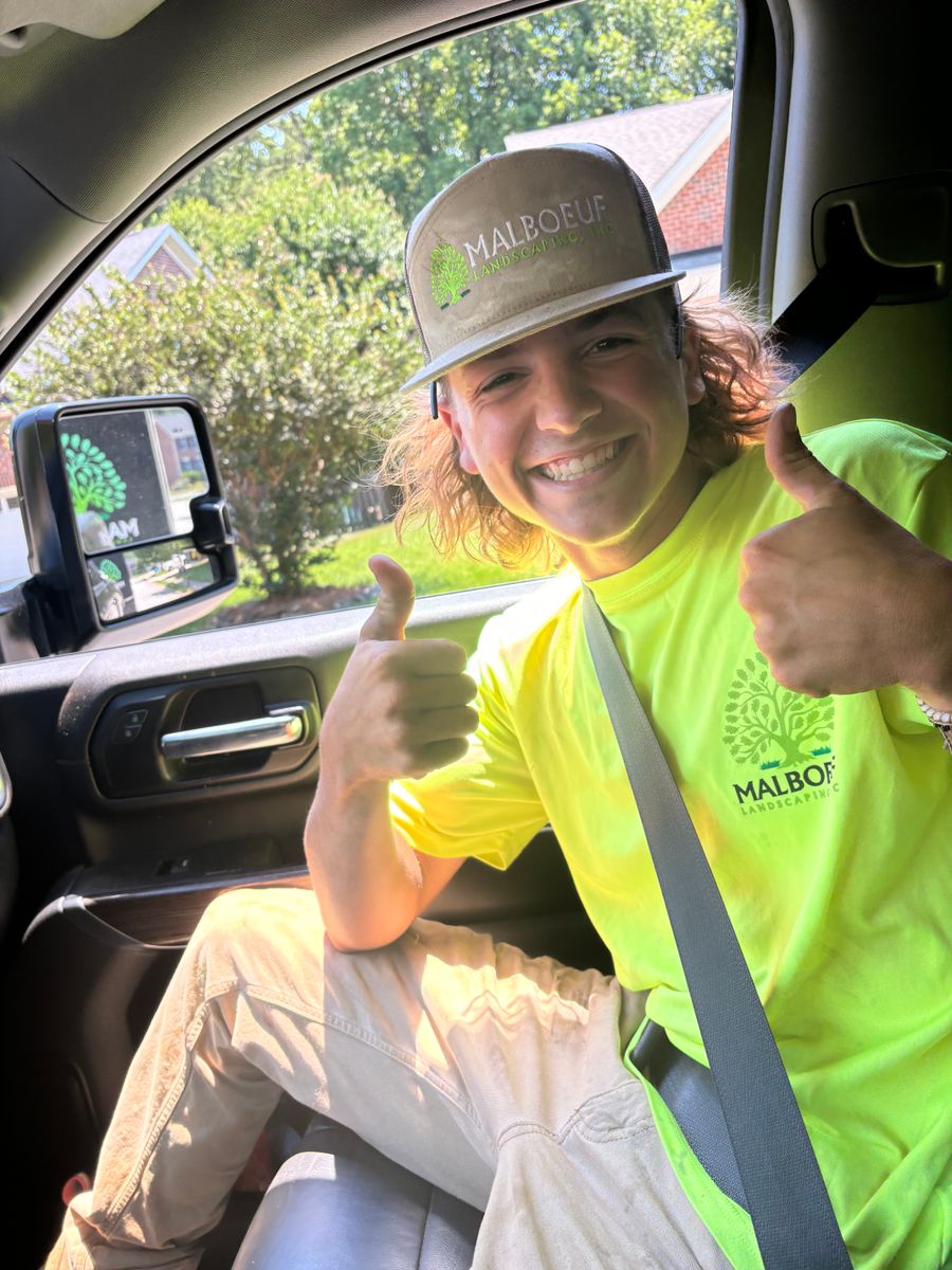 Residential Full Service Maintenance for Malboeuf Landscaping, Inc in Kernersville, NC