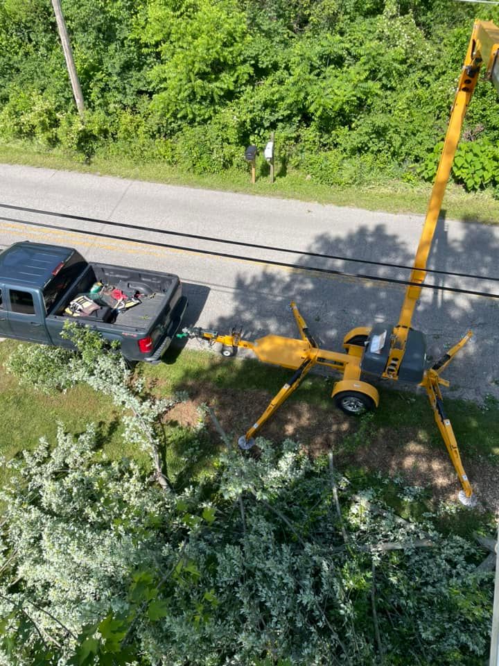 Roofing & Gutter Installation for Oaks Home Improvements LLC in Atlanta, IN