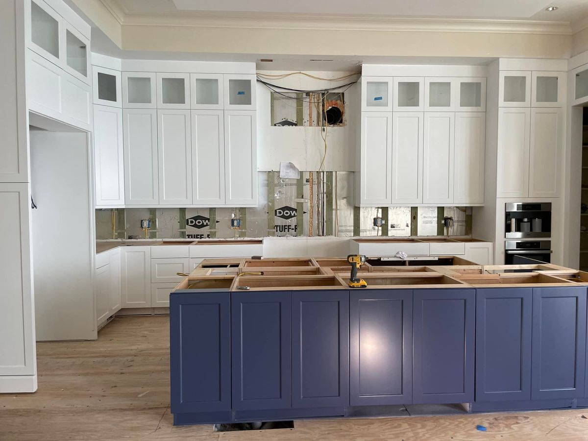 Kitchen and Cabinet Refinishing for GLZ Painting Service LLC in Sarasota, Florida