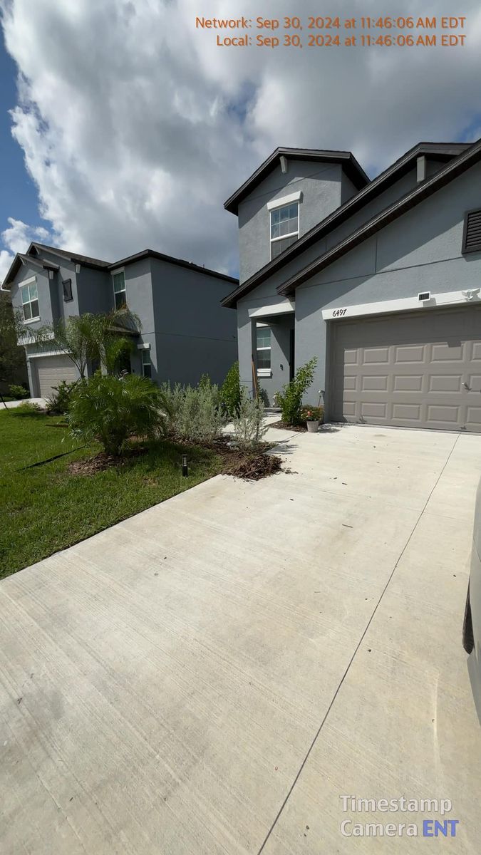 Fall Clean Up for MJK Landscaping LLC in Wesley Chapel, FL