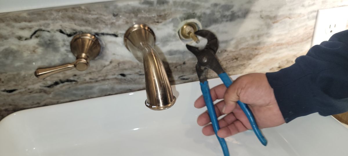 Plumbing Services for AAA Home Services Chimney & Dryer Vent Cleaning, Aaron's Plumbing in San Antonio, TX