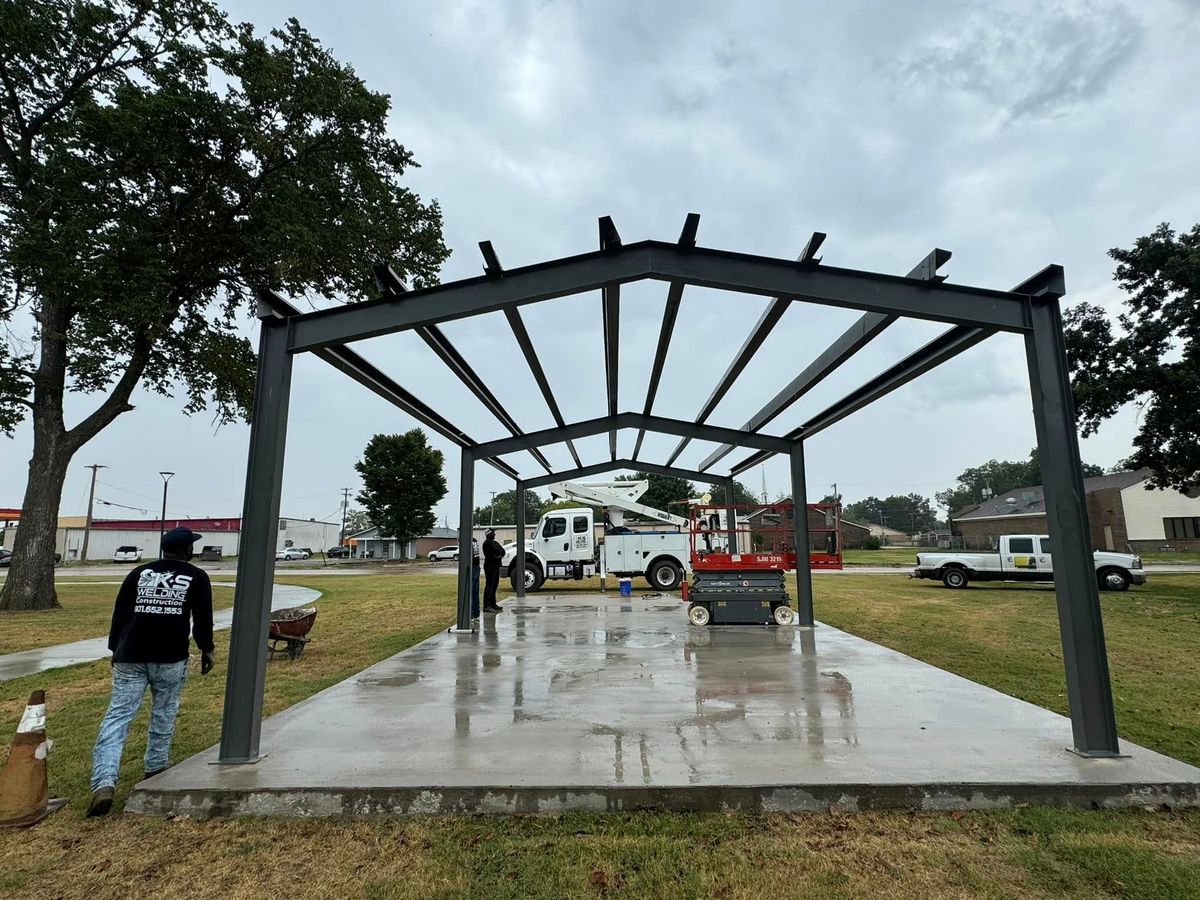 Arc Welding for K & S Welding and Construction in Memphis, Tennessee