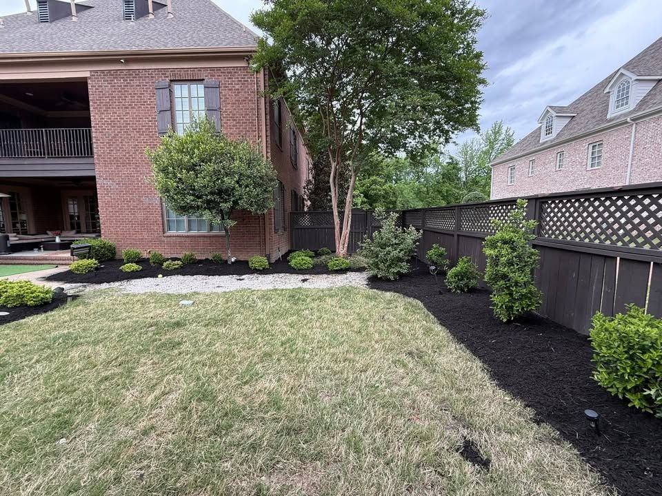 Landscaping for Sanchez Z. Landscaping in Memphis, TN