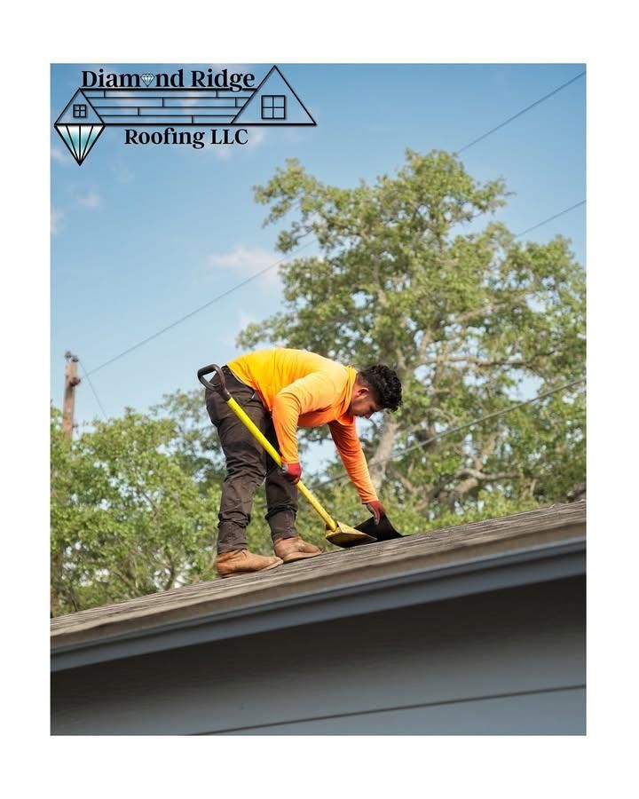 Roofing Installation for Diamond Ridge Roofing in Pleasanton, TX
