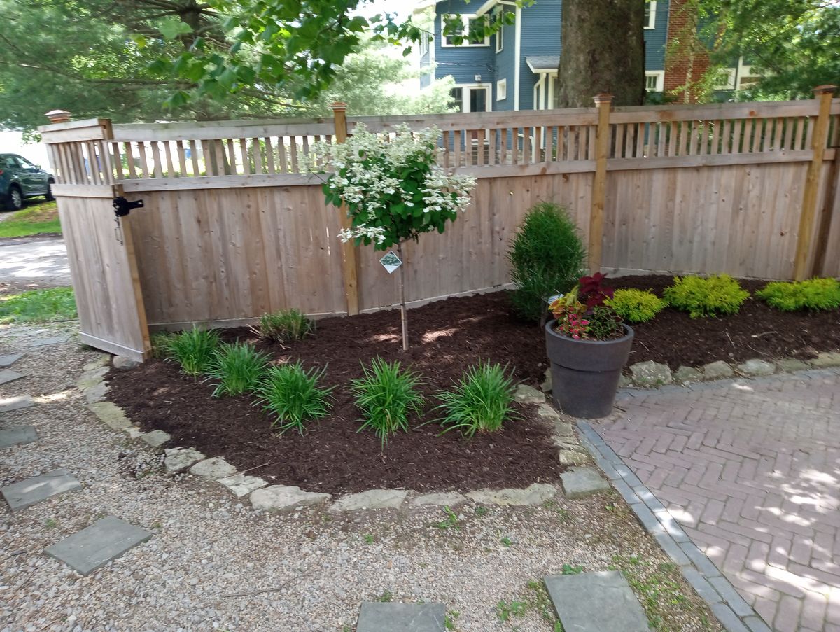 Mulch Installation for Double D Landscape Services in Columbus ,  OH