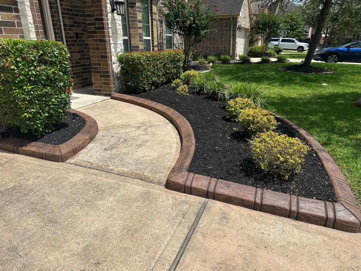 Landscaping for Texas Curb N Borders in Houston, TX