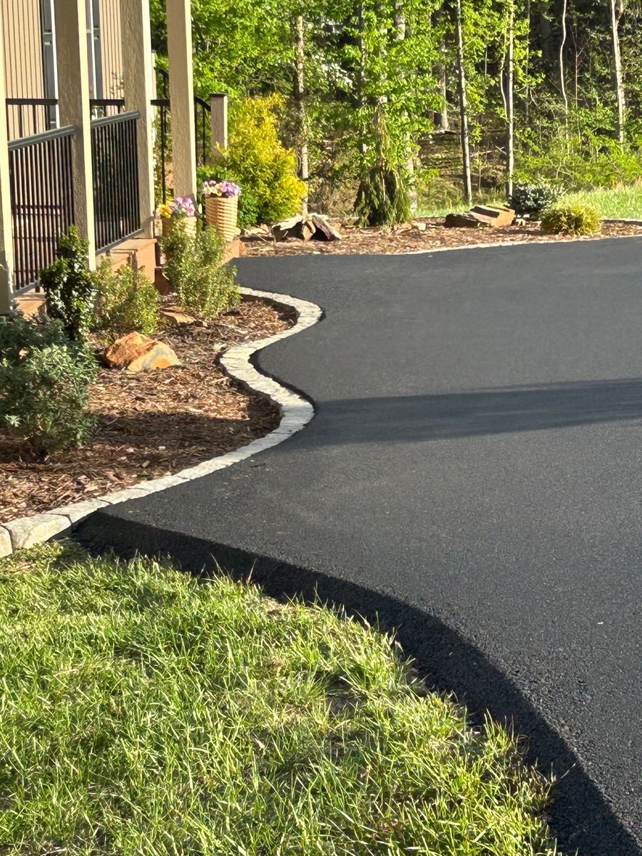 Asphalt Driveways for James R Carter Paving in Roanoke, VA