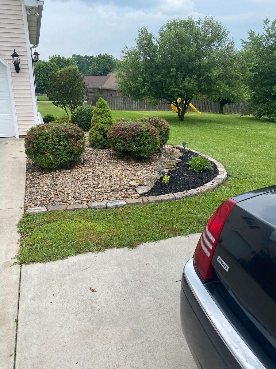 Shrub Trimming for Dust Till Dawn Lawn in London, Kentucky