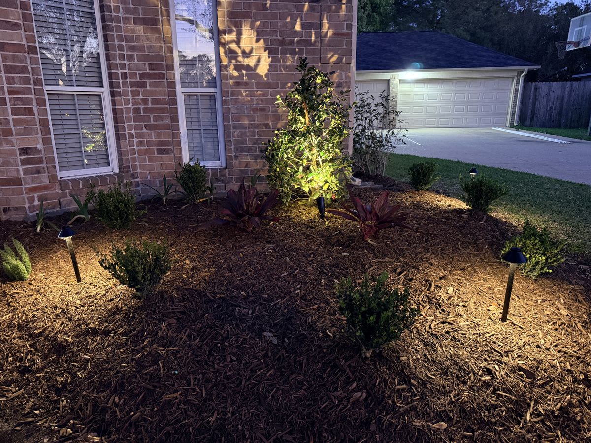 Mulch Installation for Full Armor Landscapes in League City, TX