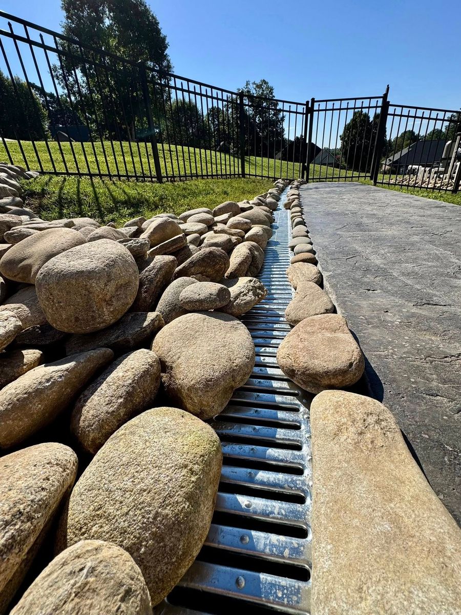 Landscaping for Quartz Creek LLC in Claremont, NC