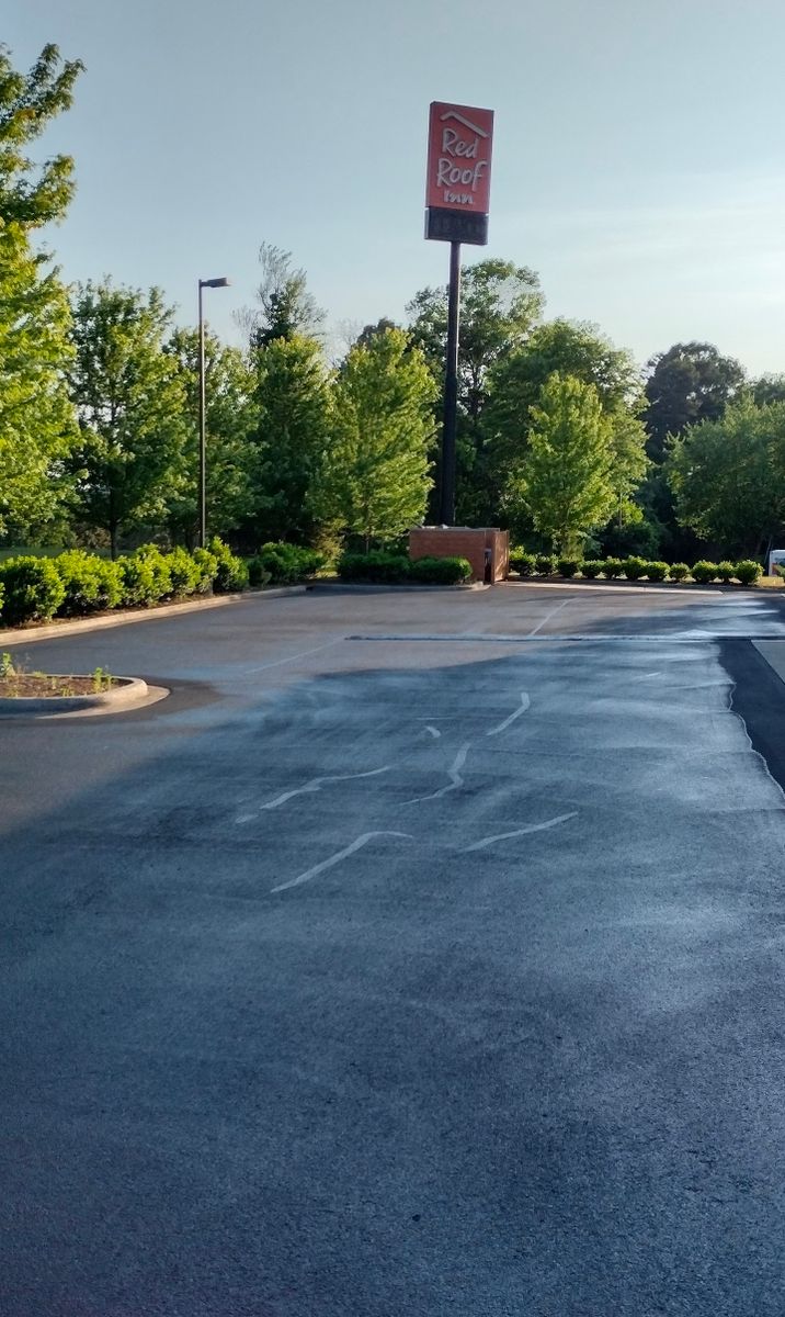 Sealcoating for Stripe A Lot in Knoxville, TN