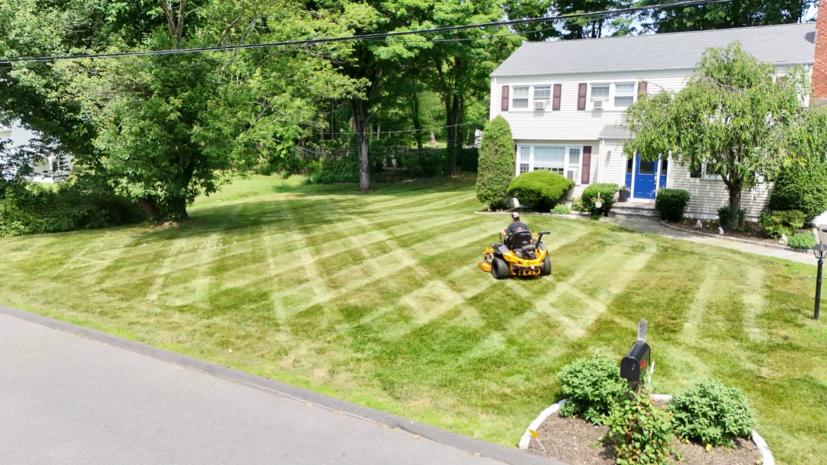 Lawn & Turf Maintenance for Ace Landscaping in Trumbull, CT