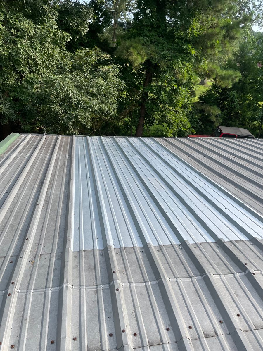 Metal Roofing for Hometown Roofing in Greenwood, SC