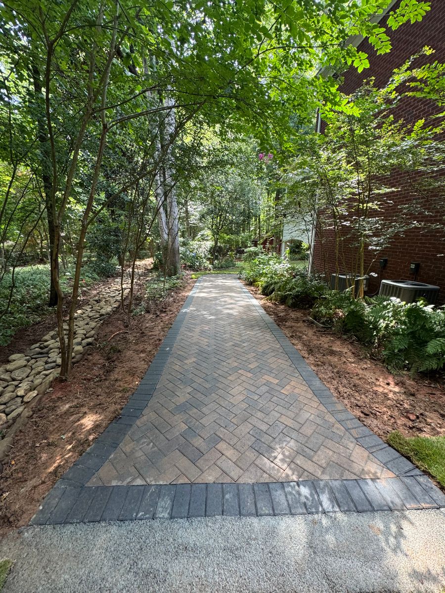 Paver Installs for E&T Outdoor Pros in LaGrange, GA