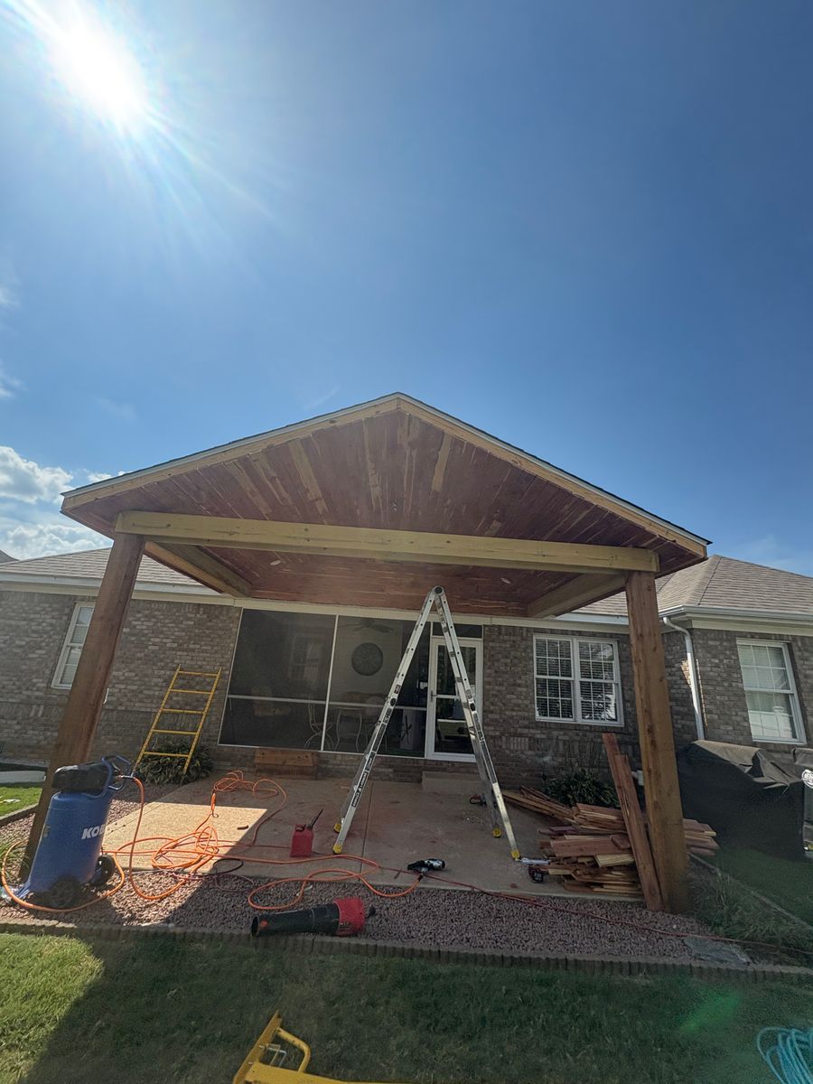 Deck and Patio Construction for Decking & Fencing, LLC in Bowling Green, KY
