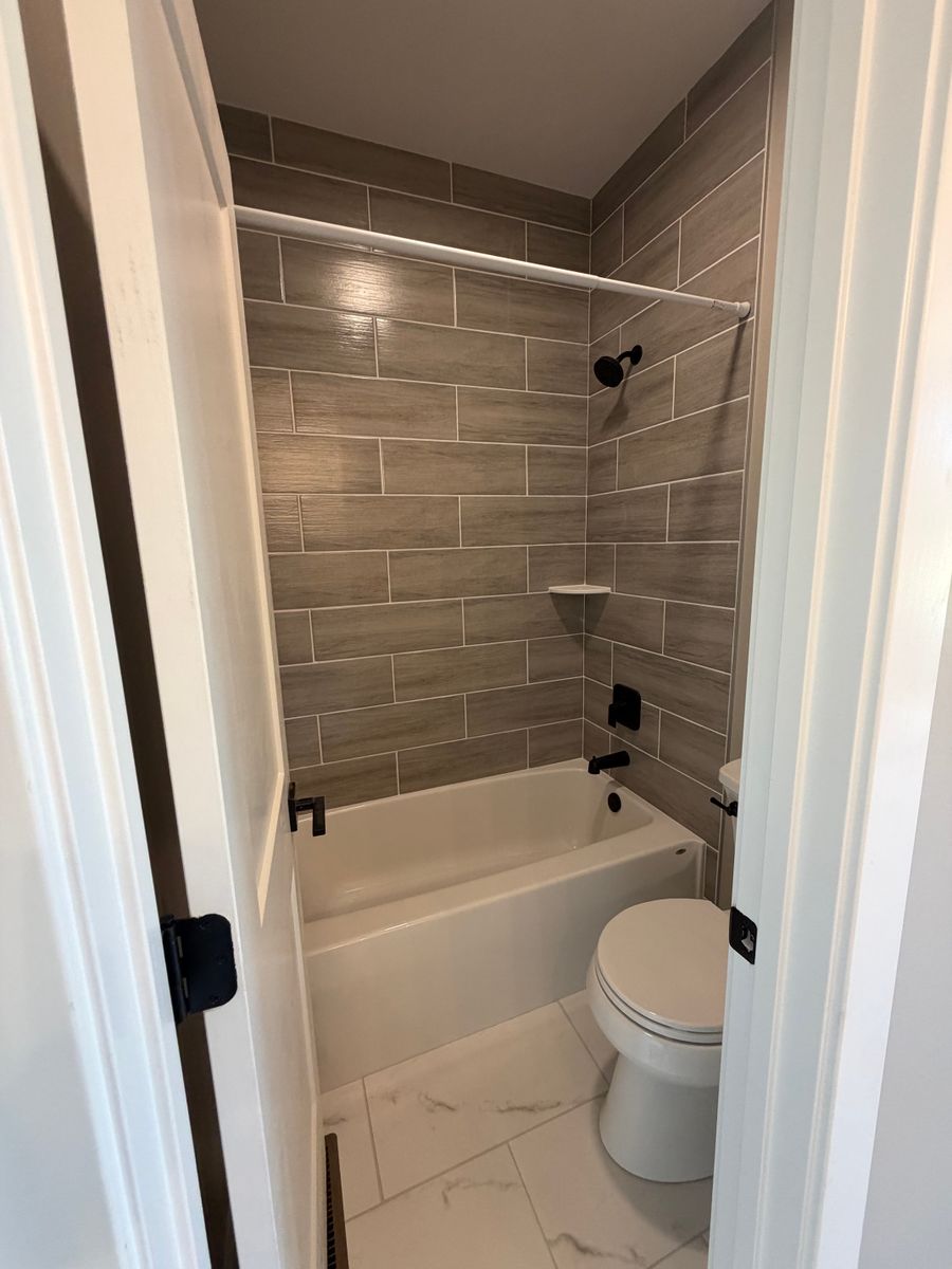 Bathroom Renovation for DG Allen Construction in Adamstown, MD