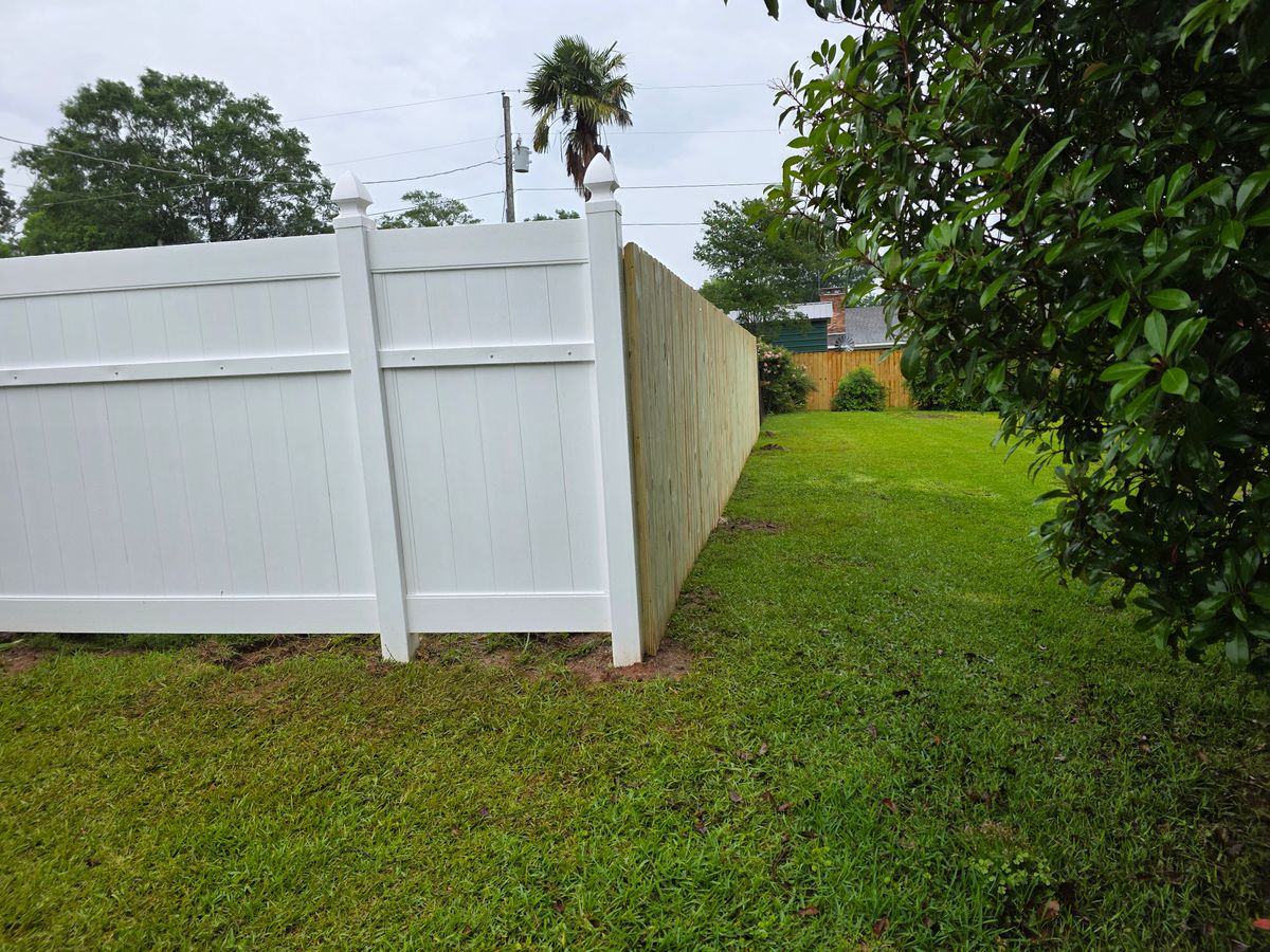 Commercial Fencing Services for Pine Belt Fence in Hattiesburg, MS