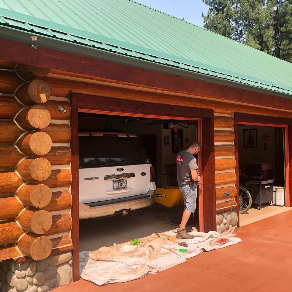Staining for True Blue Logworks LLC in Corvallis, MT