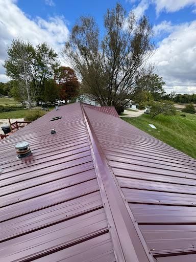 Residential Roofing for Miller & Kemp Contracting in Bloomfield, IN