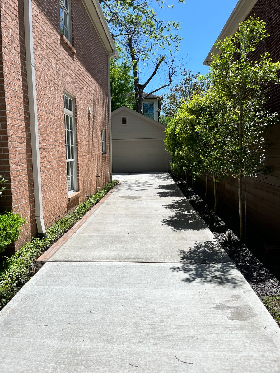 Driveways for BigTex Concrete Construction in Houston, TX