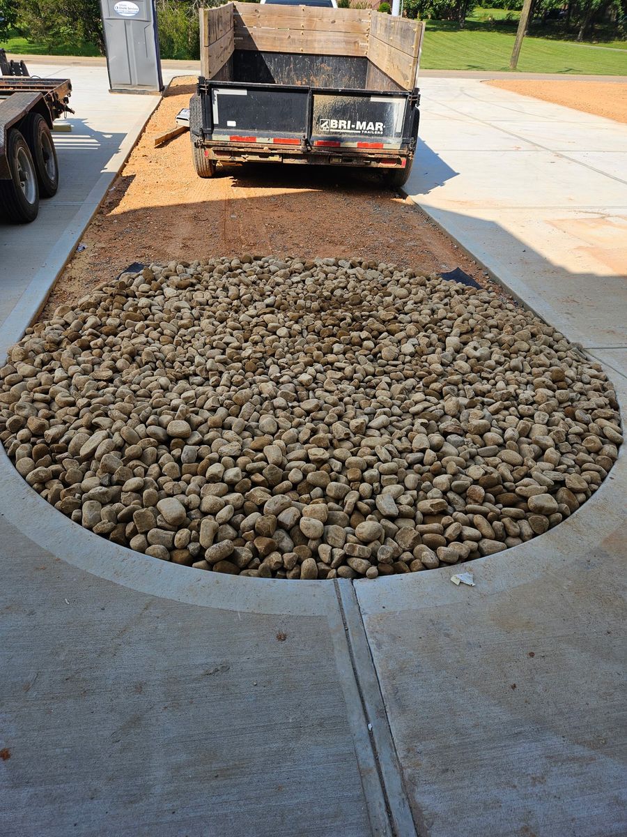 Natural Stone Hardscape for S&M DIRT TECH LLC in Knoxville, TN