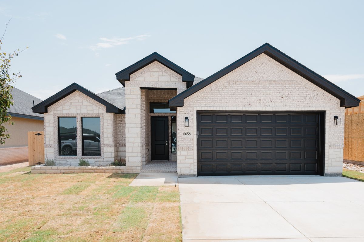 Custom Home Design for North Light Construction in Midland County, TX