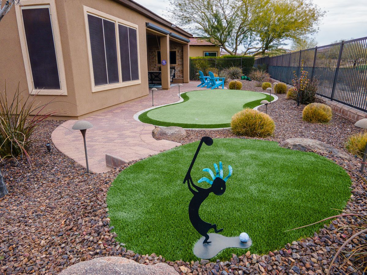 Putting Greens for M.L Luxury Greens and Lawns in Phoenix, AZ