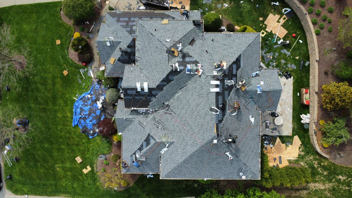 Commercial & Residential Roofing for Ridge Point Roofing in Venetia, PA