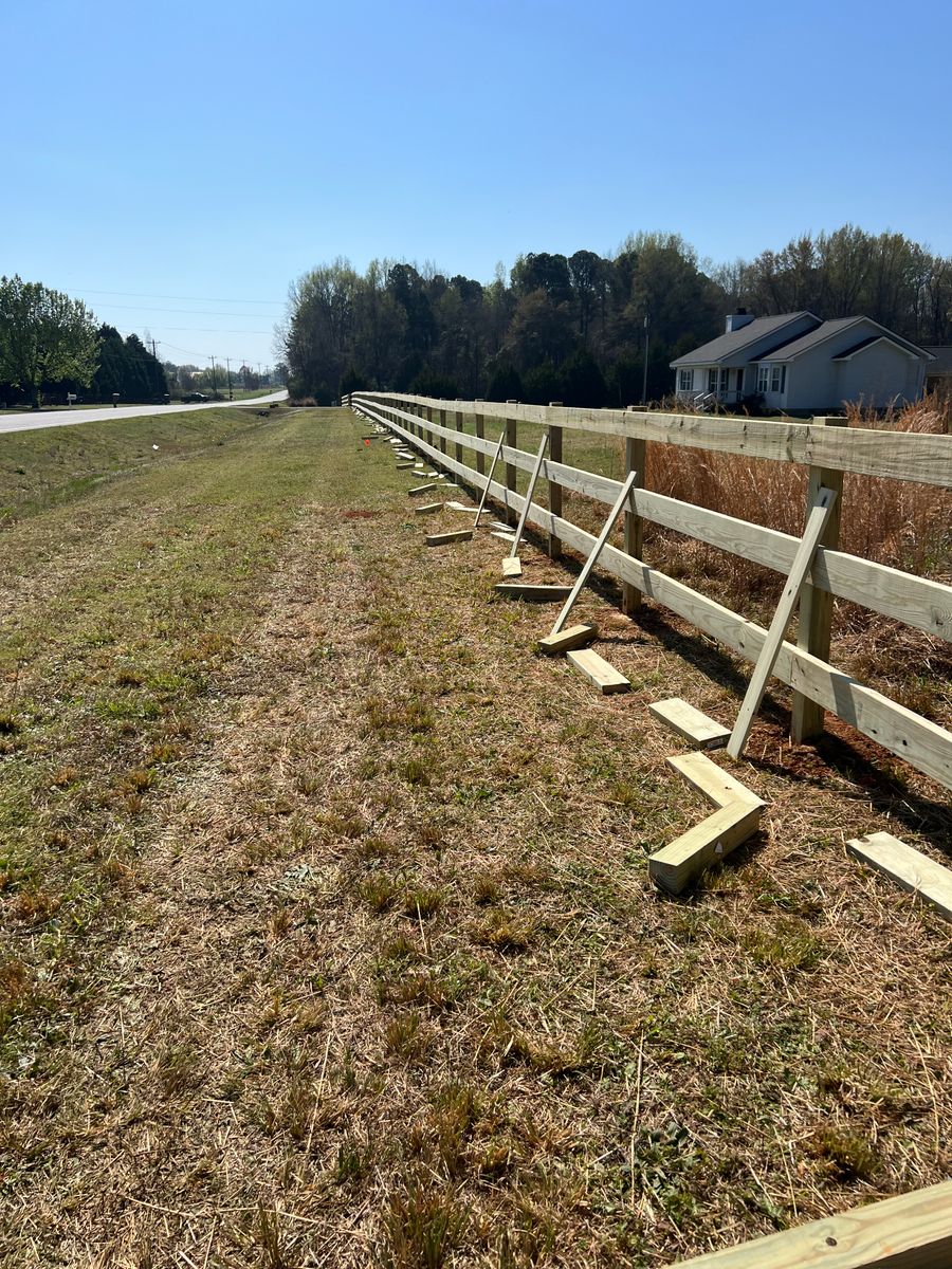 Fencing for Camalett Services in Perry, GA