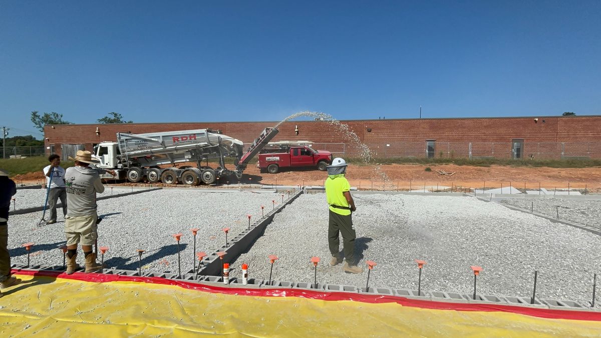 Gravel Hauling for RDH Contracting in Goodlettsville, TN