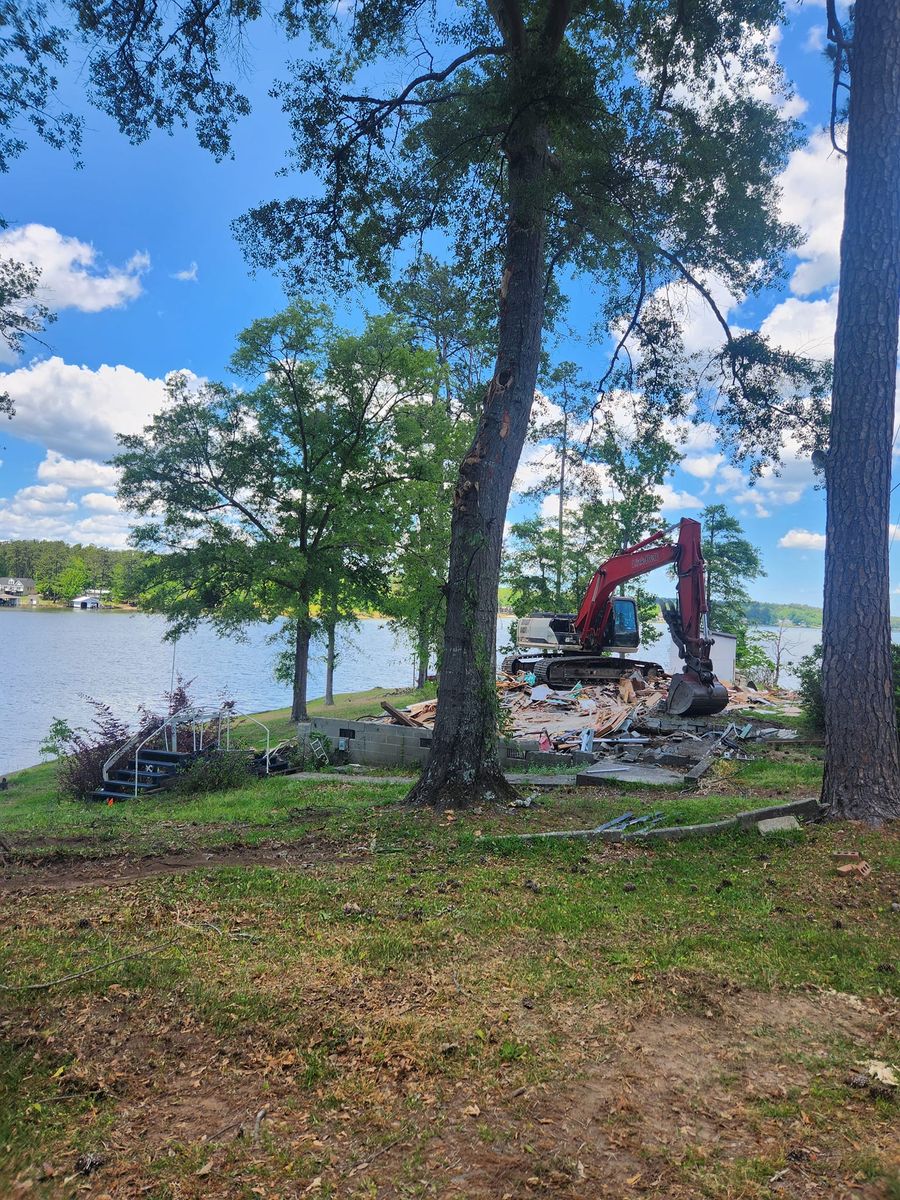 Land Clearing & Demolition for Tri Services in Milledgeville, GA