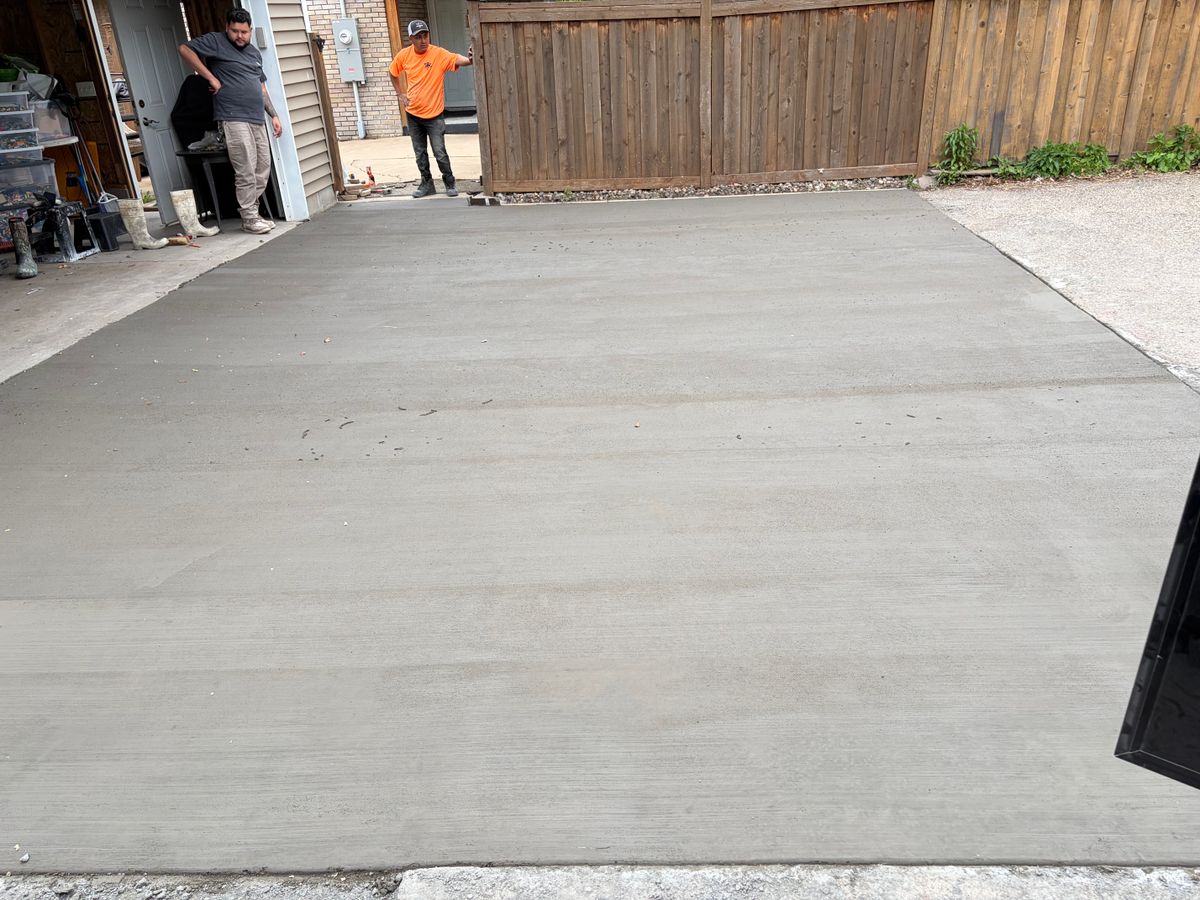 Concrete Installation for C&J Hauling in Shakopee, MN