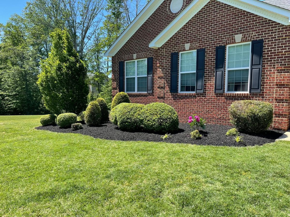 Mulching for Hurley's Cutz in Saint Leonard, MD