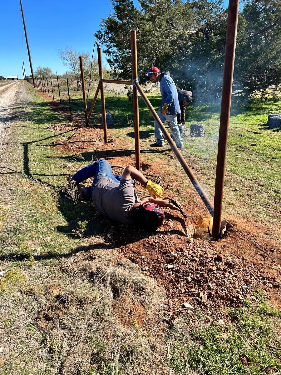 Fencing for JG Welding & Construction Services in Weatherford, TX