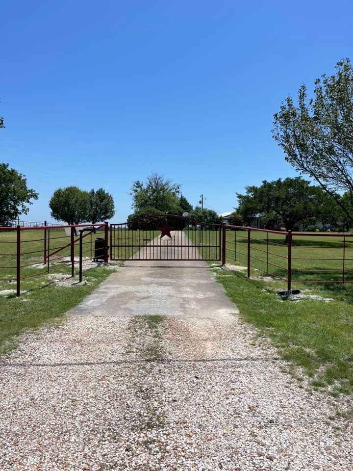 Gate Installation and Repair for Faith Fence and Fabrication Inc. in Gunter, TX