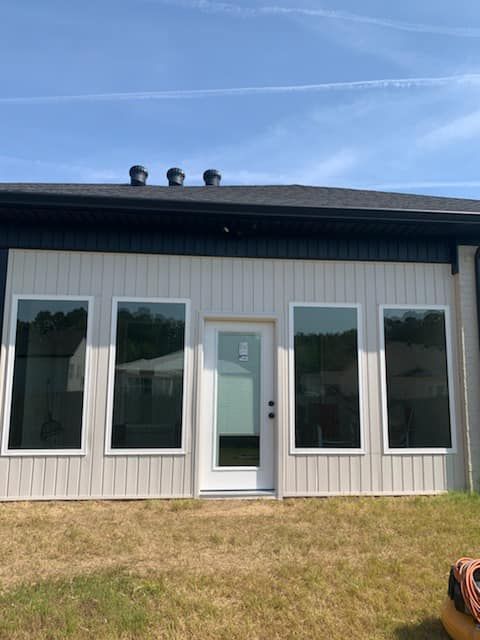 Window Repair and Replacement for Well Hung Windows & More in Hot Springs, AR