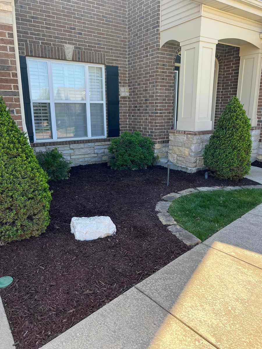 Mulch Installation for Green Sweep Lawn and Landscape in Eureka, MO