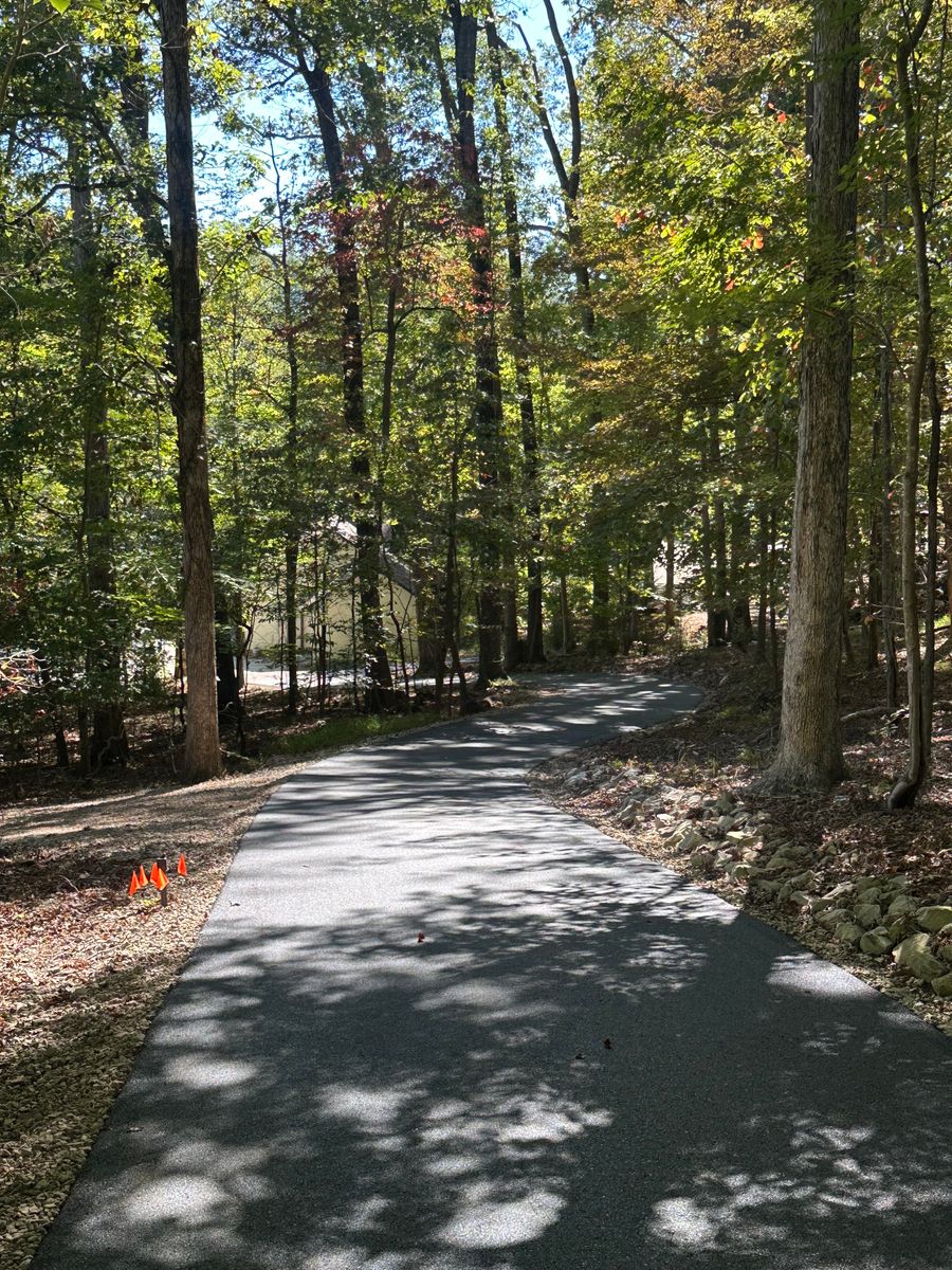 Asphalt Paving for Metzler Paving and Sealcoating in Jacksboro, TN