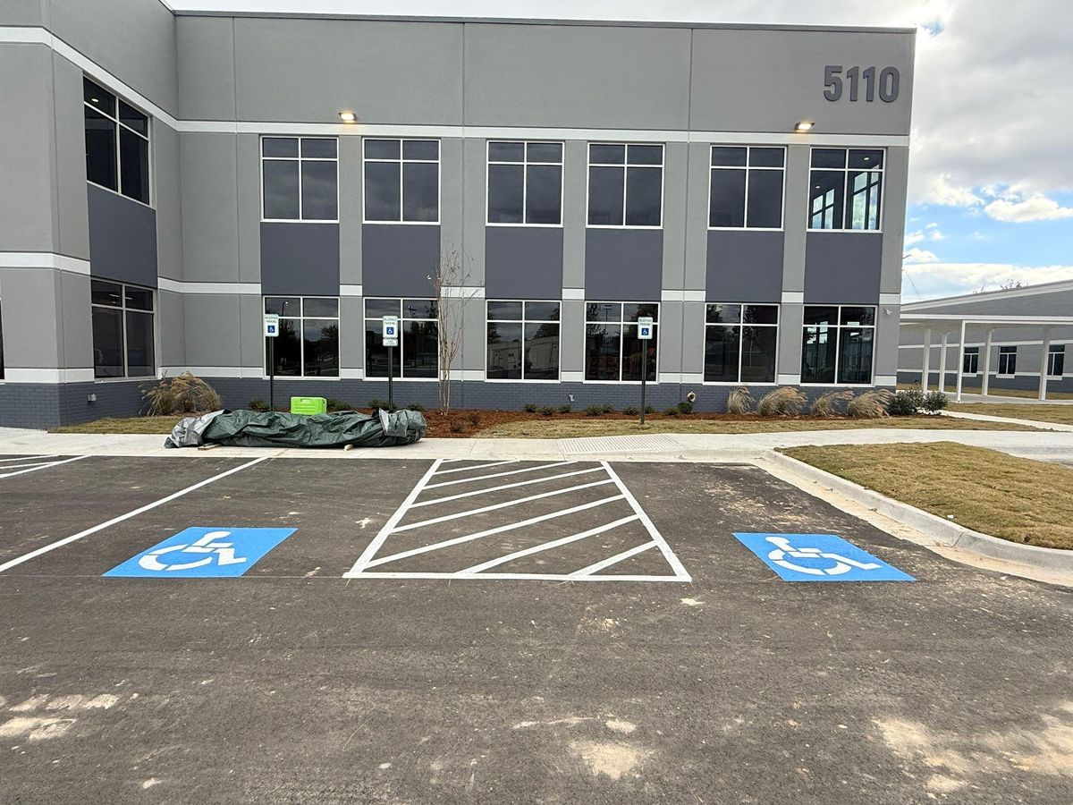 Sign Installation for Straight Line Striping in Little Rock, AR