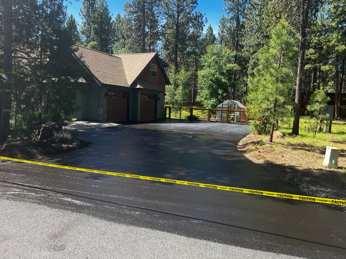 Driveway Sealcoating for Pacific Sealcoating in Black Butte Ranch, OR