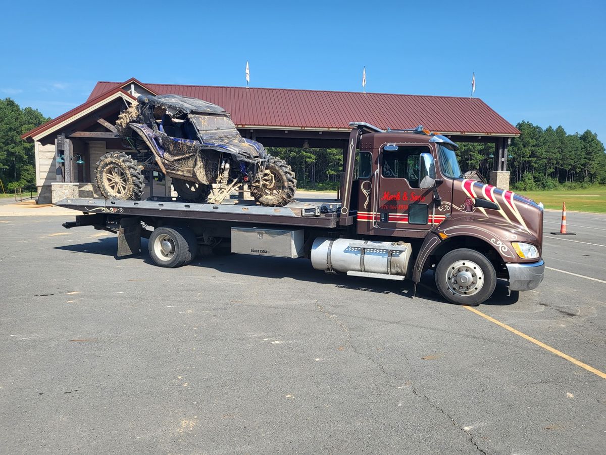 Towing for Mark & Sons Towing in El Dorado, AR