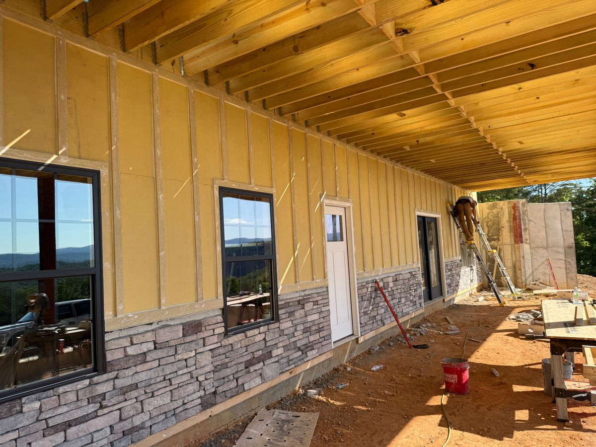 Siding for J&H General Contracting LLC in Williamsburg, KY