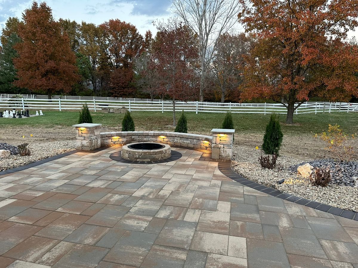 Landscape Installation for Mayfield Landscaping in Staunton, IL