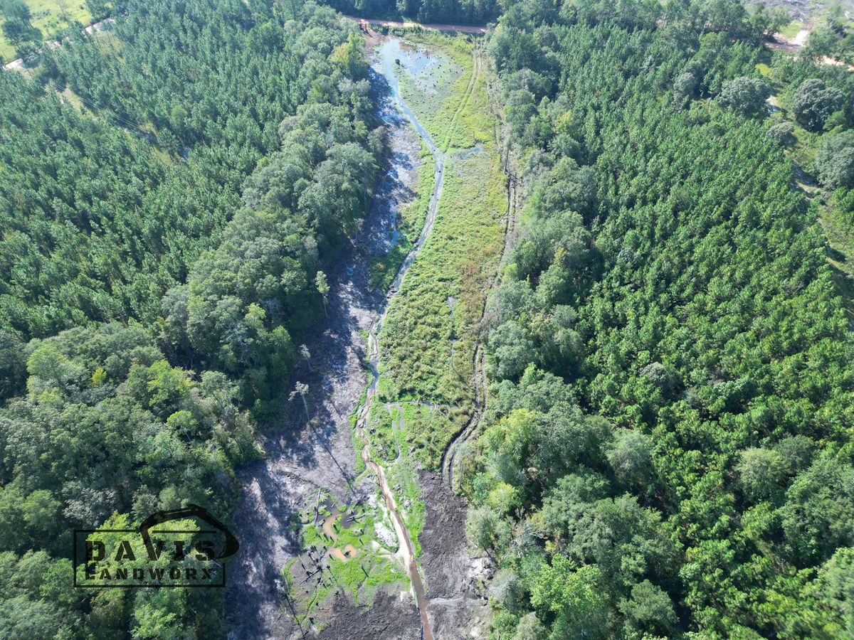 Dirt Work for Davis Landworx in Clanton,  AL