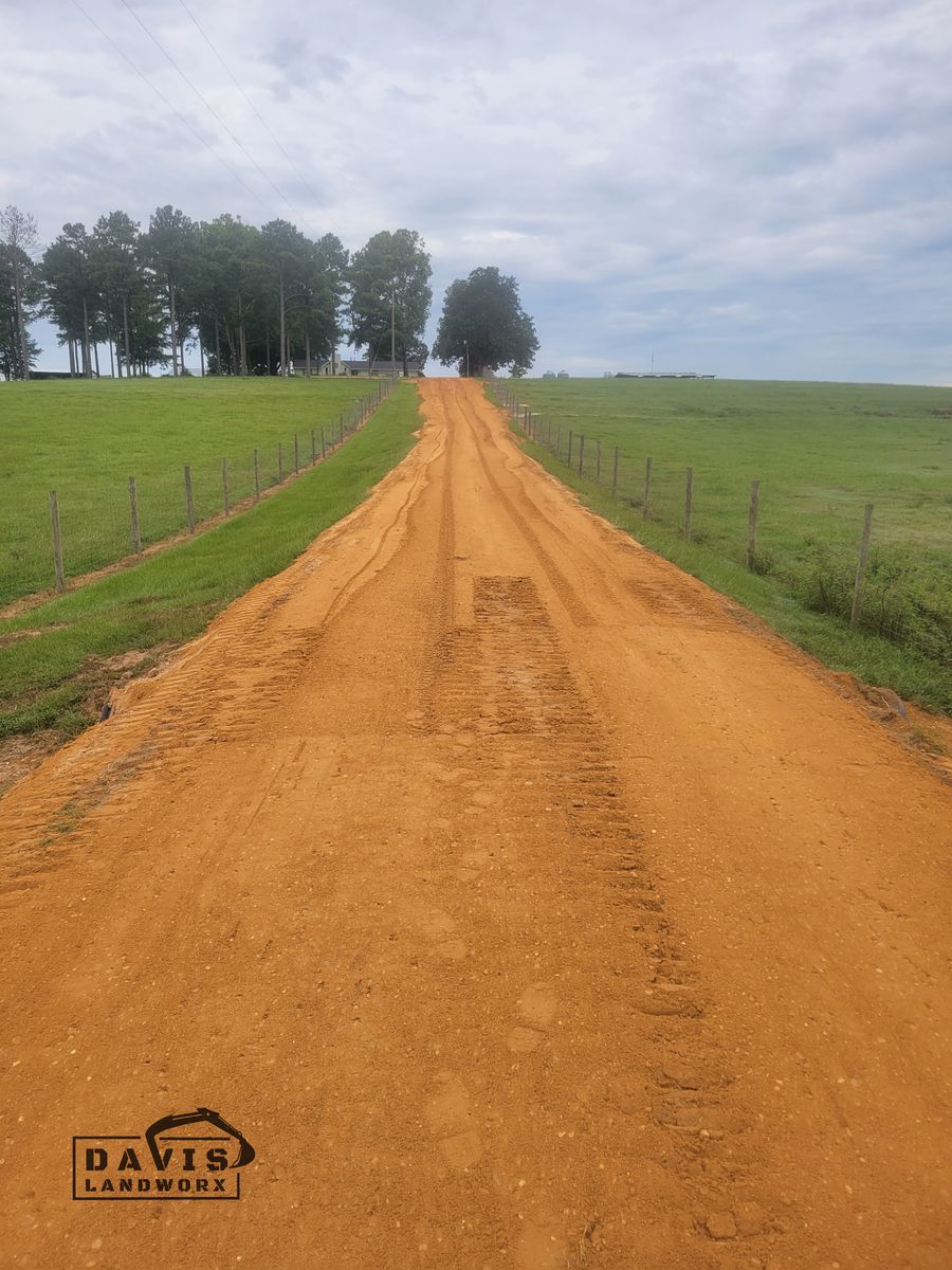 Driveway Construction / Repair for Davis Landworx in Clanton,  AL