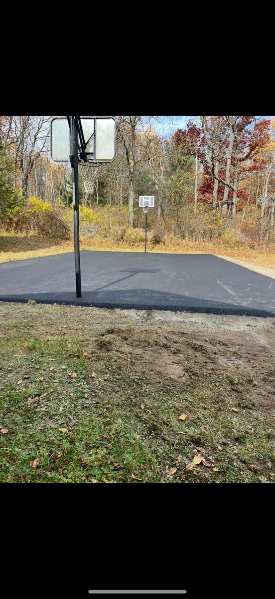 Asphalt Repair for Dean's Paving & Excavating in Ovid, NY