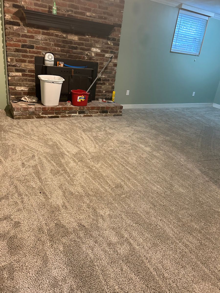 Floor Installation for T&L Flooring in Clinton, TN