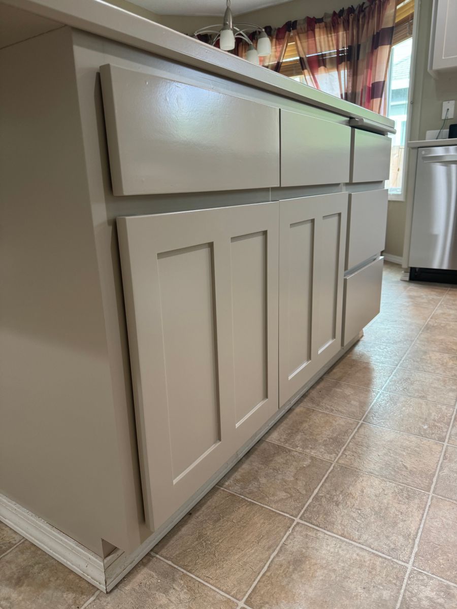 Kitchen and Cabinet Refinishing for AFP Painting LLC in Castle Rock, WA