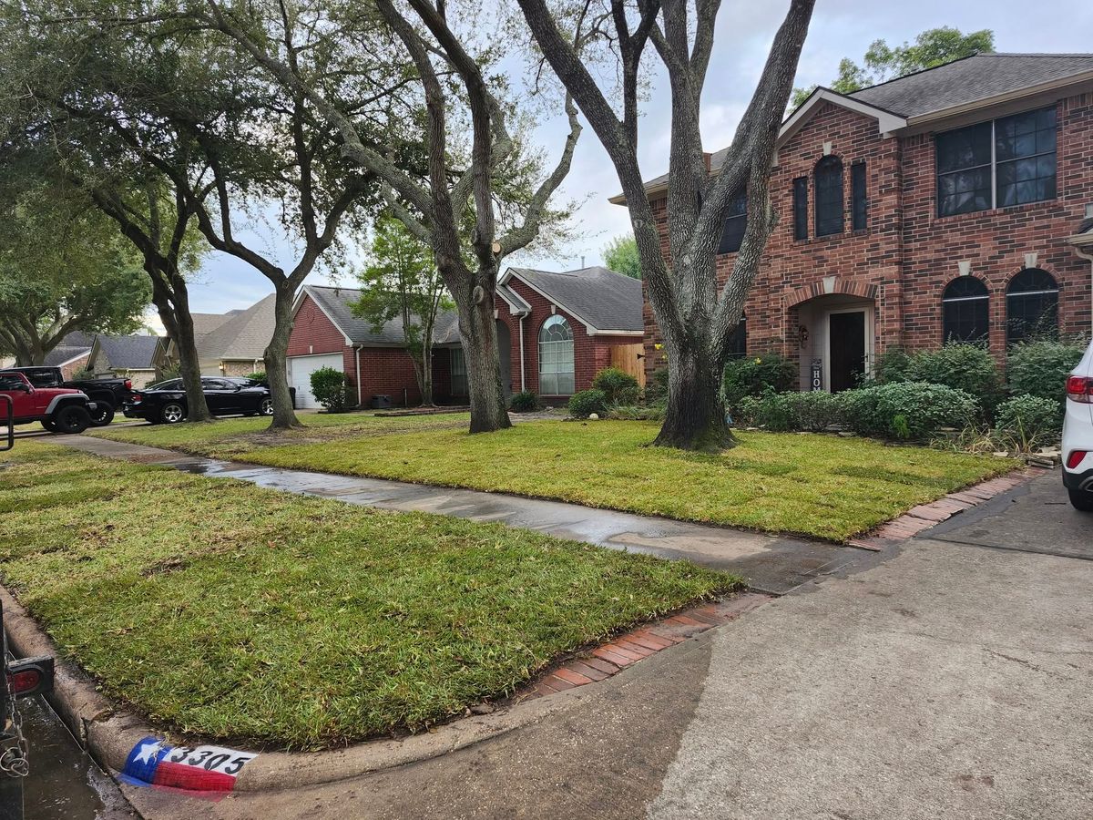 Sod Install for Bonita Bay Lawn Maintenance LLC in La Porte, TX