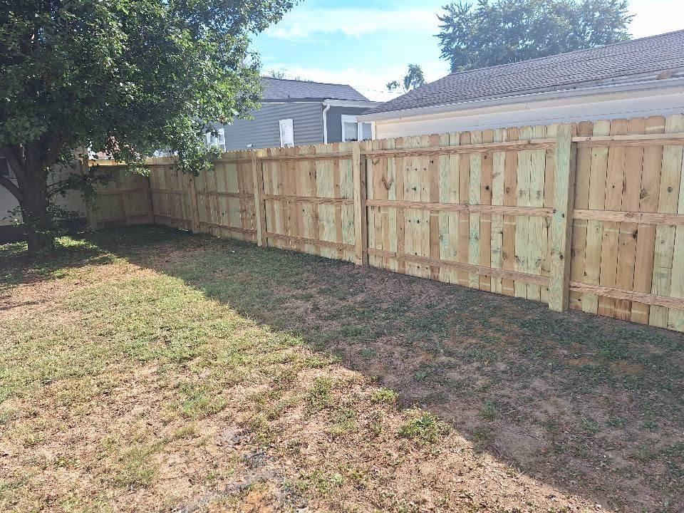 Fence Installation for Apex Fence in Henderson, KY